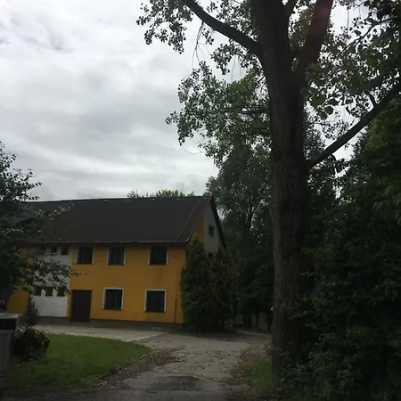 Jaktstuga Na Plazi Jazera Kurinec Rimavská Sobota